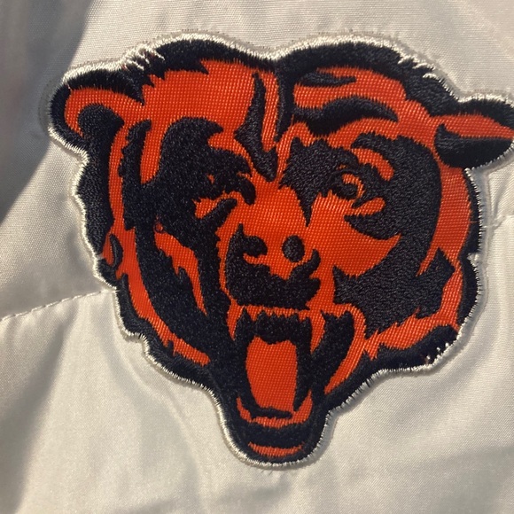 NFL Team Apparel Shield with Red and Blue - Picture 4 of 10